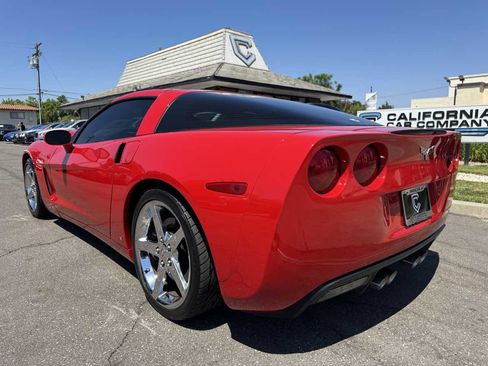 Used 2007 Chevrolet Corvette Coupe w/ Preferred Equipment Group image 4