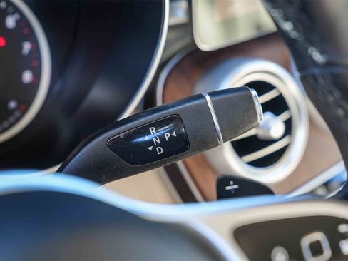 Used 2022 Mercedes-Benz GLC 300 image 15