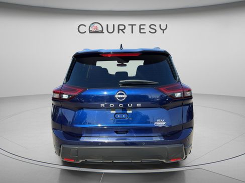 Certified 2024 Nissan Rogue SV w/ SV Premium Package image 6