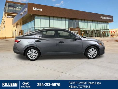 Used 2025 Nissan Sentra S FWD image 9