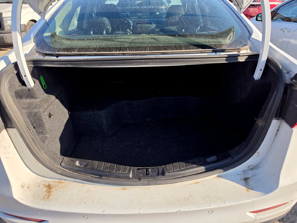 Used 2019 Ford Fusion SE FWD image 8