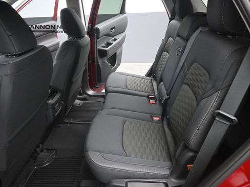 New 2026 Nissan Pathfinder SV FWD image 18