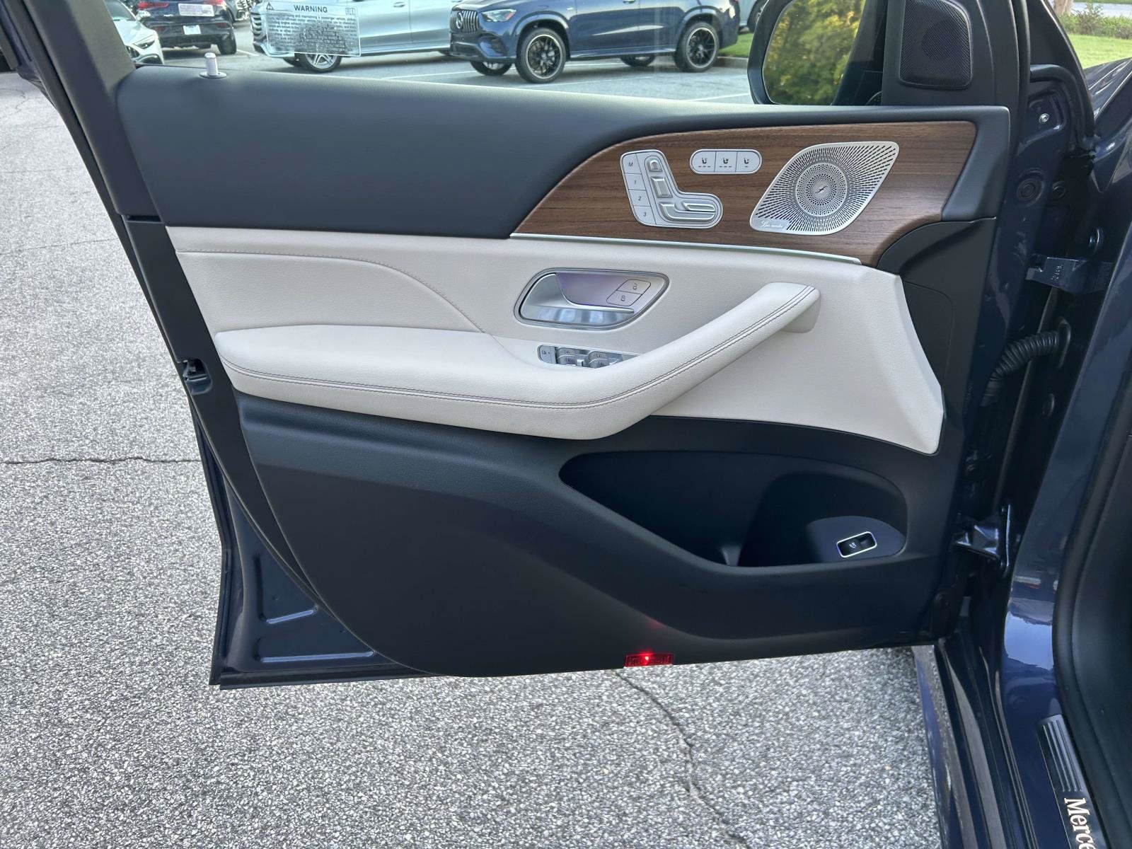 Certified 2025 Mercedes-Benz GLE 350 4MATIC image 16