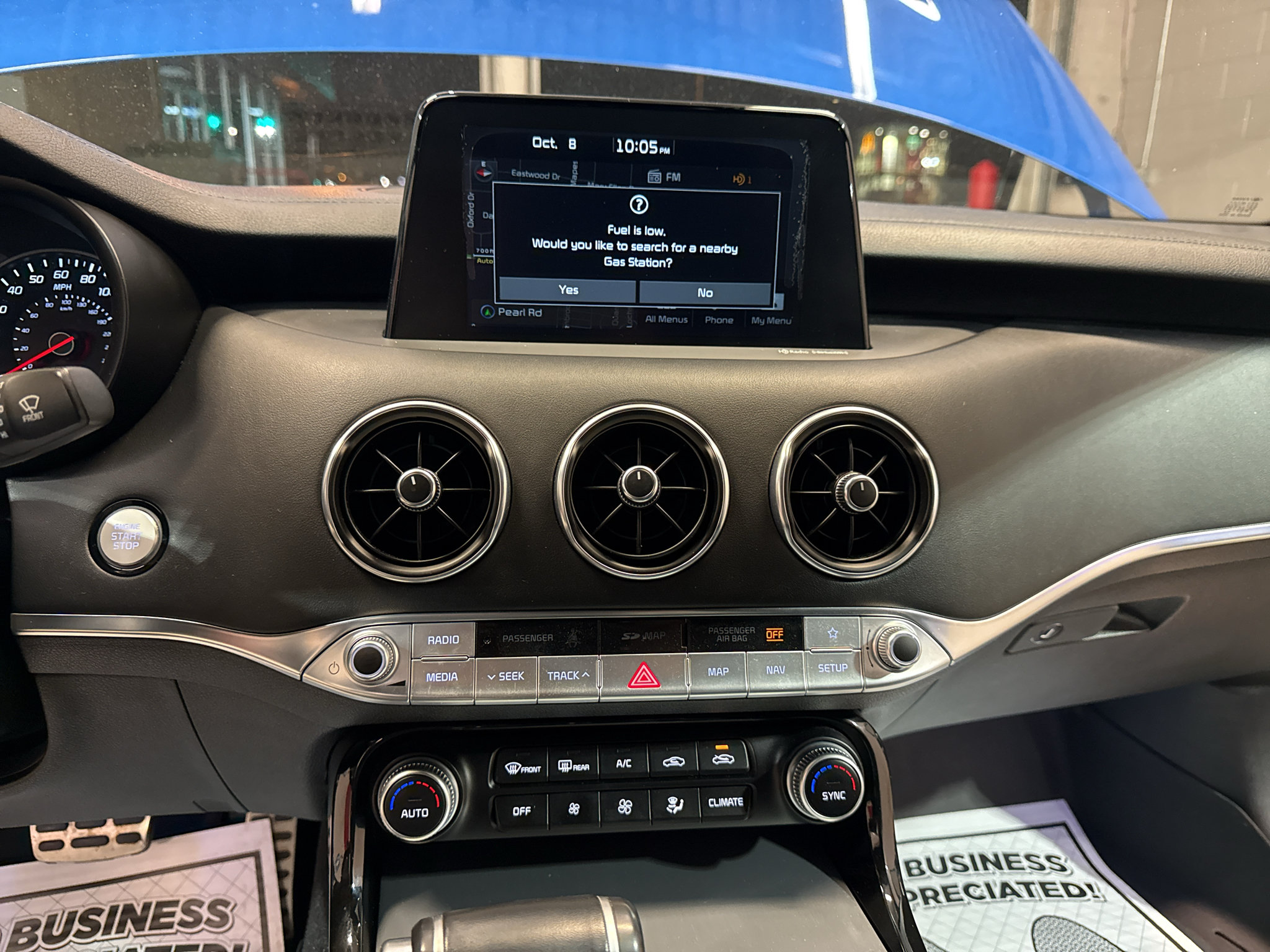 Used 2018 Kia Stinger GT1 AWD/4WD image 19