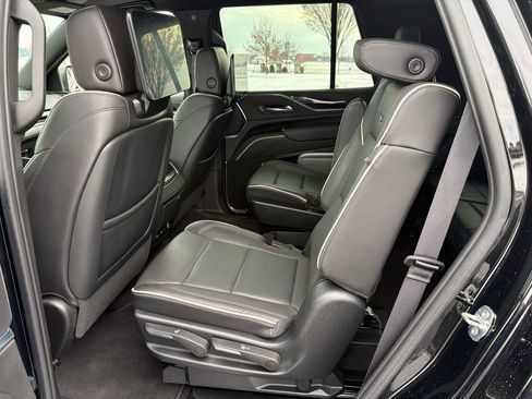 Used 2023 Cadillac Escalade Sport image 14