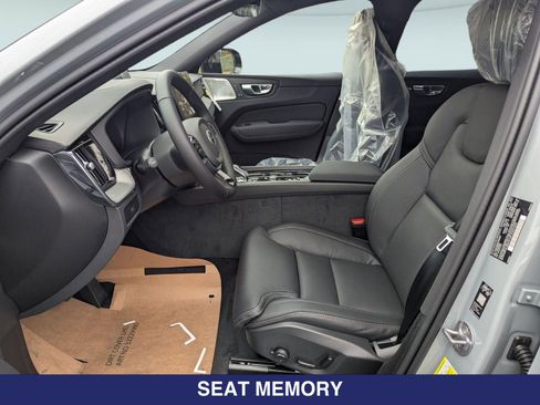 New 2026 Volvo XC60 B5 Ultra w/ Protection Package Premier AWD/4WD image 9