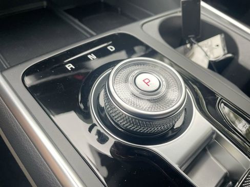 New 2026 Kia Carnival EX image 46