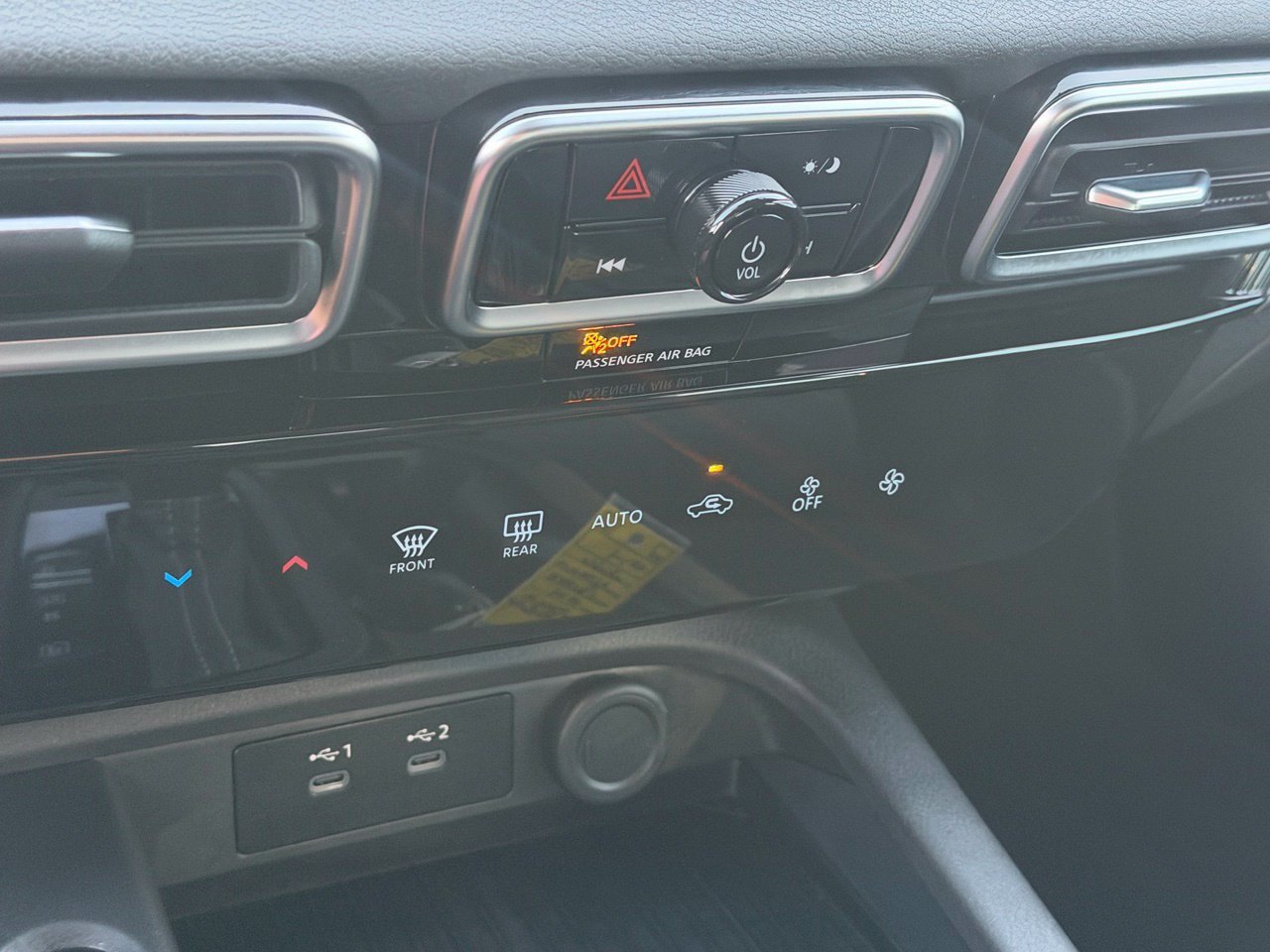 Certified 2026 Nissan Sentra SV w/ Floor Mat Package FWD image 24