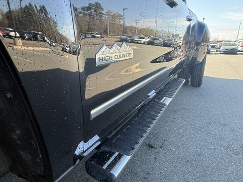 Used 2017 Chevrolet Silverado 3500 High Country w/ Duramax Plus Package image 9