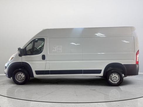 Used 2023 RAM ProMaster 2500 FWD image 10