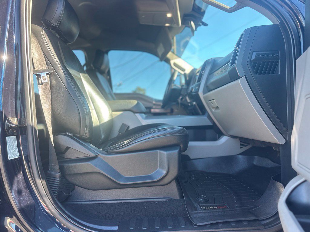 Used 2021 Ford F250 XLT w/ XLT Premium Package AWD/4WD image 22