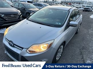 Used 2012 Ford Focus SE w/ SE Winter Pkg video 1