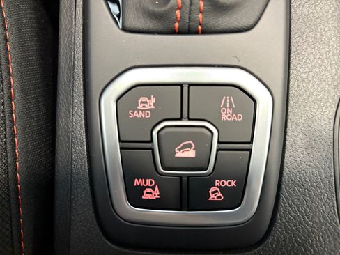 New 2026 Nissan Frontier PRO-4X w/ Pro-4x Convenience Package image 32