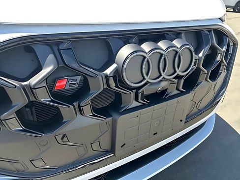 New 2026 Audi SQ5 Prestige AWD/4WD image 11