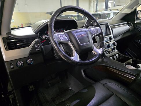 Used 2019 GMC Yukon XL SLT AWD/4WD image 28