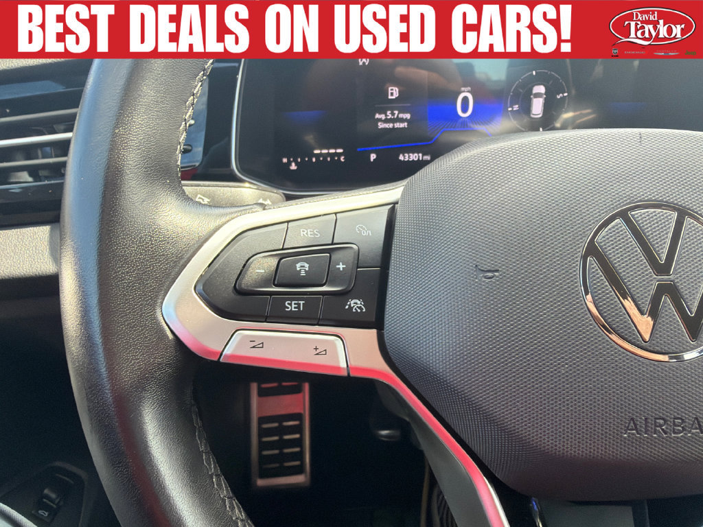 Used 2025 Volkswagen Jetta Sport FWD image 18