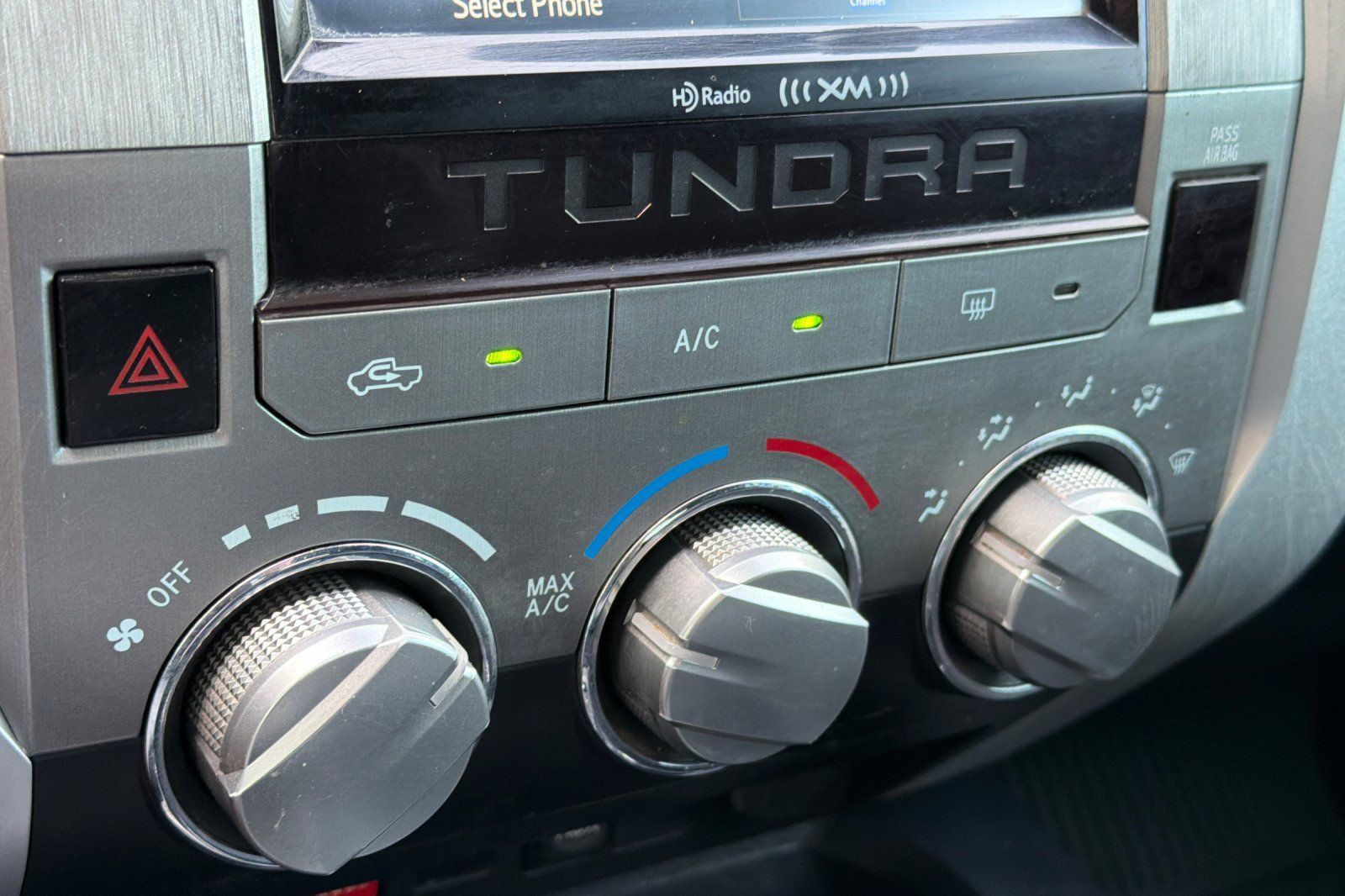 Used 2018 Toyota Tundra SR5 w/ TRD Off Road Package AWD/4WD image 16