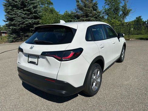 New 2025 Honda HR-V LX image 10