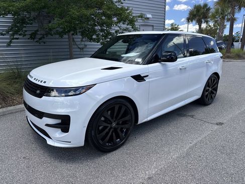 Certified 2024 Land Rover Range Rover Sport Dynamic SE AWD/4WD image 1