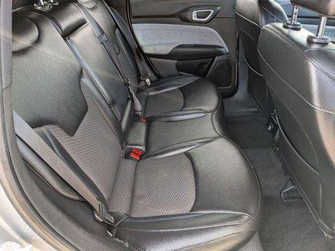 Certified 2024 Jeep Compass Latitude image 28