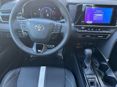 New 2025 Toyota Camry SE w/ Convenience Package image 16