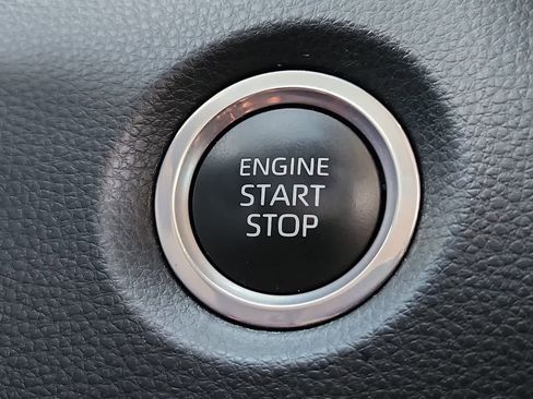 Used 2024 Toyota Corolla SE image 23