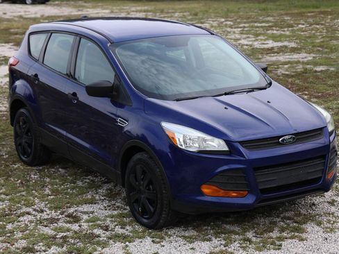 Used 2016 Ford Escape S FWD image 15