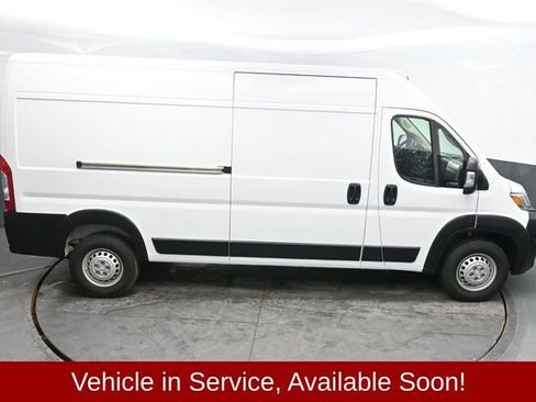 Used 2025 RAM ProMaster 2500 w/ Convenience Group image 29