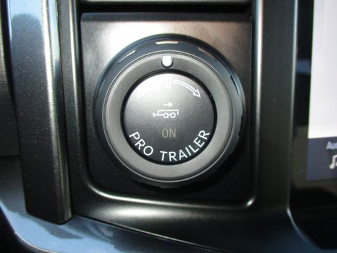 Used 2023 Ford F150 XLT w/ Equipment Group 302A High image 25