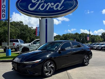 Used 2025 Hyundai Elantra Limited