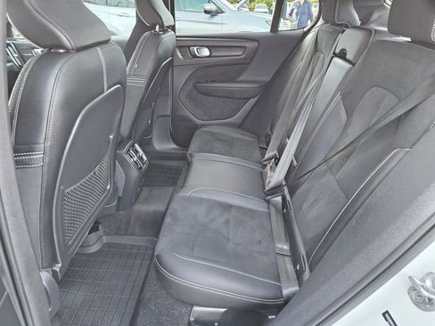 Certified 2023 Volvo C40 P8 Recharge Ultimate w/ Protection Package Premier AWD/4WD image 12