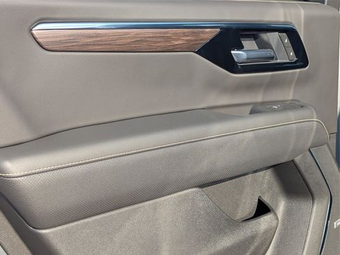 New 2026 Chevrolet Tahoe Premier RWD image 9