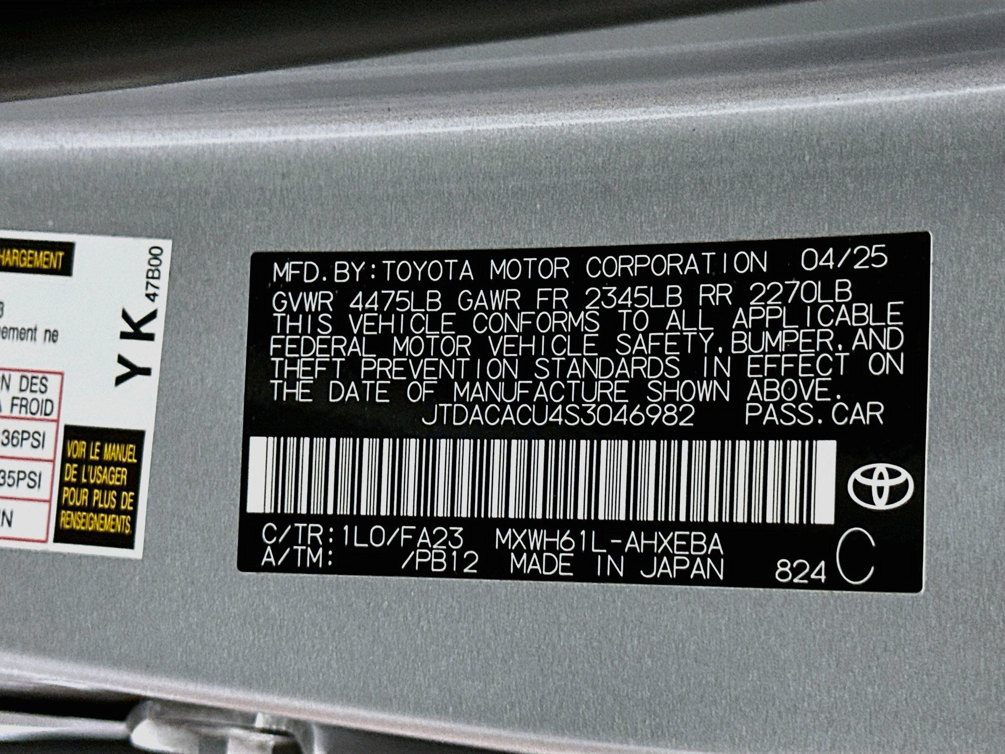 Used 2025 Toyota Prius Plug-In Hybrid FWD image 12