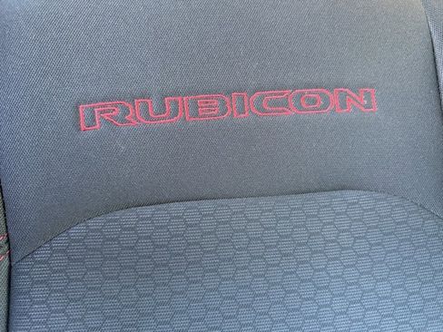 Used 2022 Jeep Wrangler Unlimited Rubicon w/ Xtreme Recon 35" Tire Package image 49