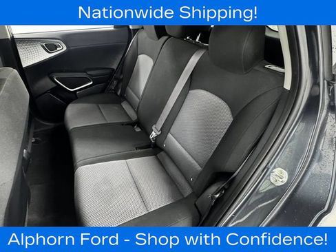 Used 2022 Kia Soul LX w/ Technology Package FWD image 12