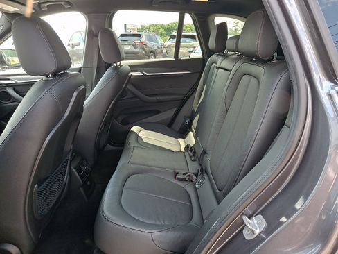 Used 2017 BMW X1 xDrive28i AWD/4WD image 10