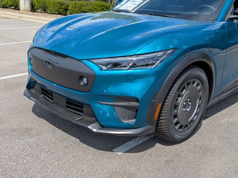 New 2026 Ford Mustang Mach-E GT image 10
