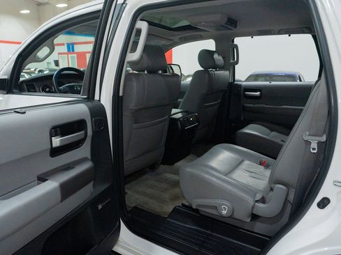 Used 2010 Toyota Sequoia Limited image 23