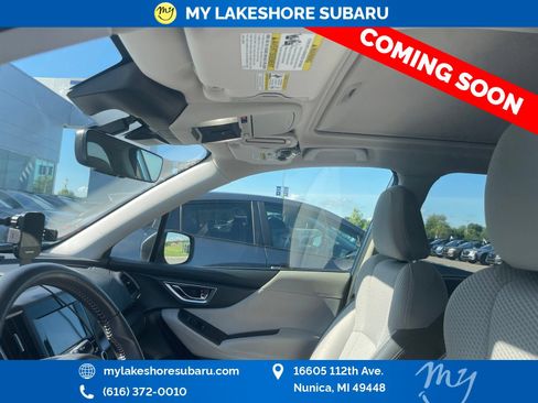 Used 2024 Subaru Forester Premium AWD/4WD image 9