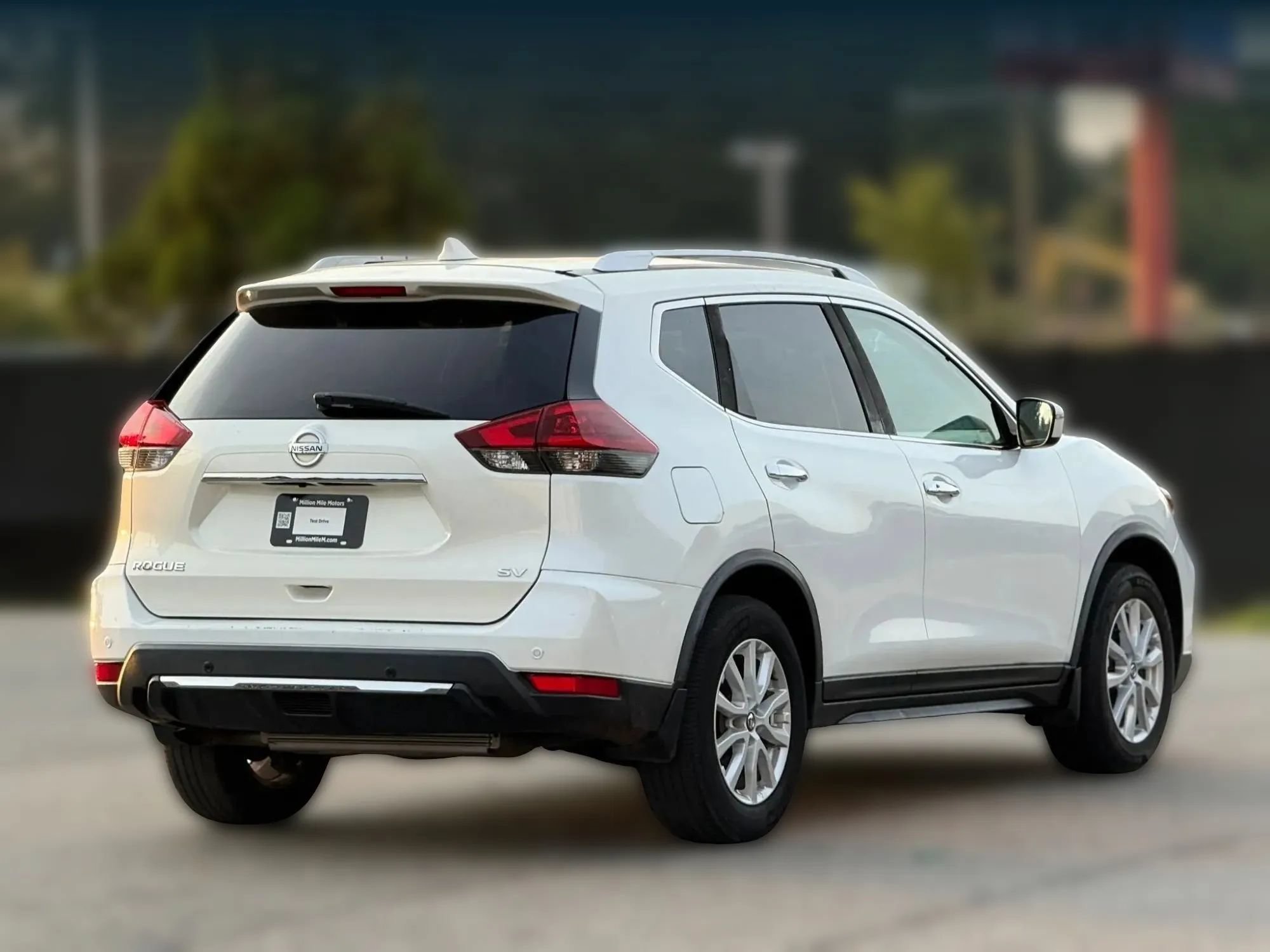 Used 2019 Nissan Rogue SV FWD image 9
