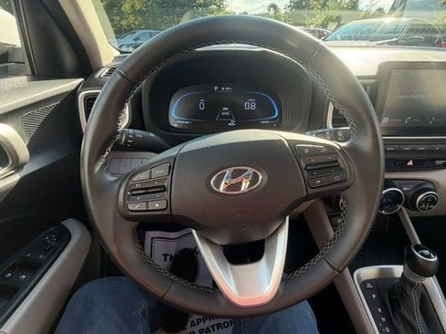 Certified 2026 Hyundai Venue SEL FWD image 24
