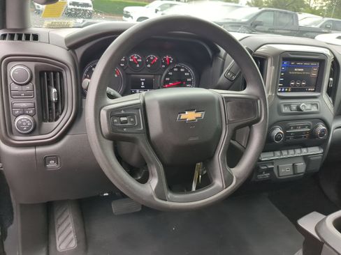 Used 2023 Chevrolet Silverado 2500 Custom w/ Custom Value Package AWD/4WD image 17
