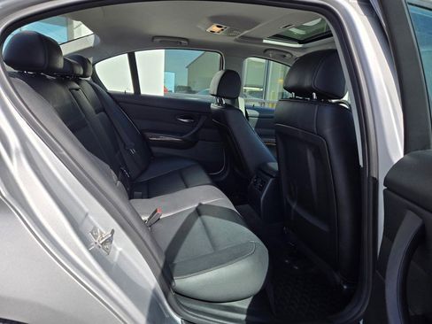 Used 2011 BMW 328i xDrive Sedan image 11