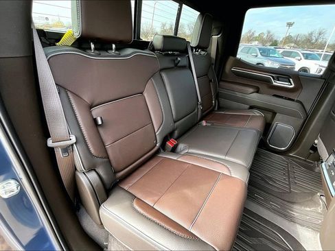 New 2026 GMC Sierra 1500 Denali w/ Denali Reserve Package image 16