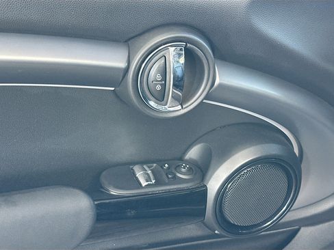 Certified 2023 MINI Cooper S image 18