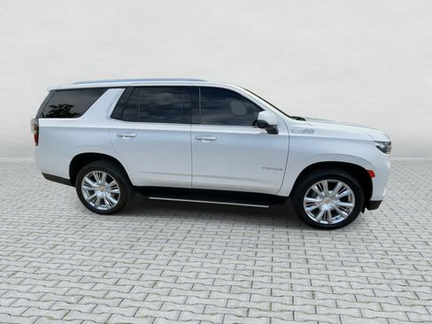 Used 2022 Chevrolet Tahoe High Country AWD/4WD image 9