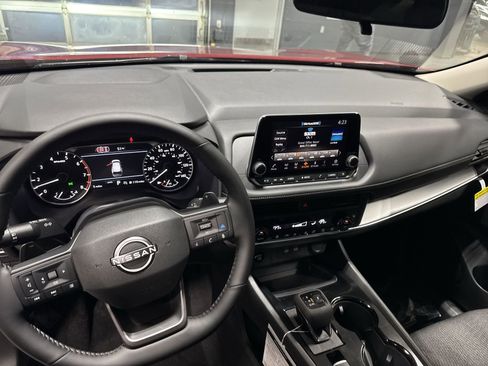 New 2026 Nissan Rogue SV w/ Cold Weather Package AWD/4WD image 2