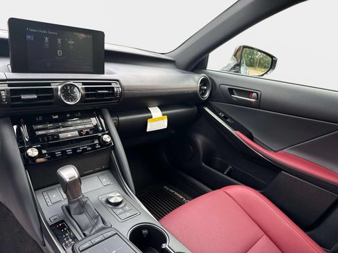 Used 2025 Lexus IS 350 F Sport RWD image 23