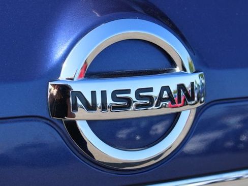 Used 2019 Nissan Rogue SV FWD image 7