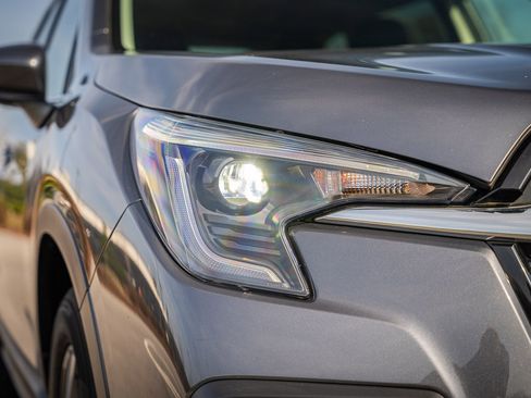 Used 2024 Subaru Ascent Premium w/ Convenience Package image 10